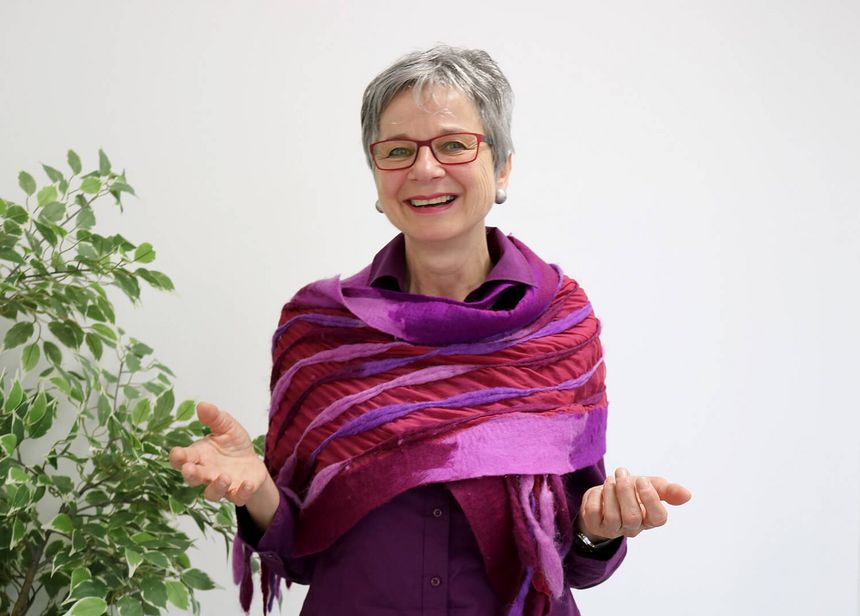 ERNESTINE NIEDERER